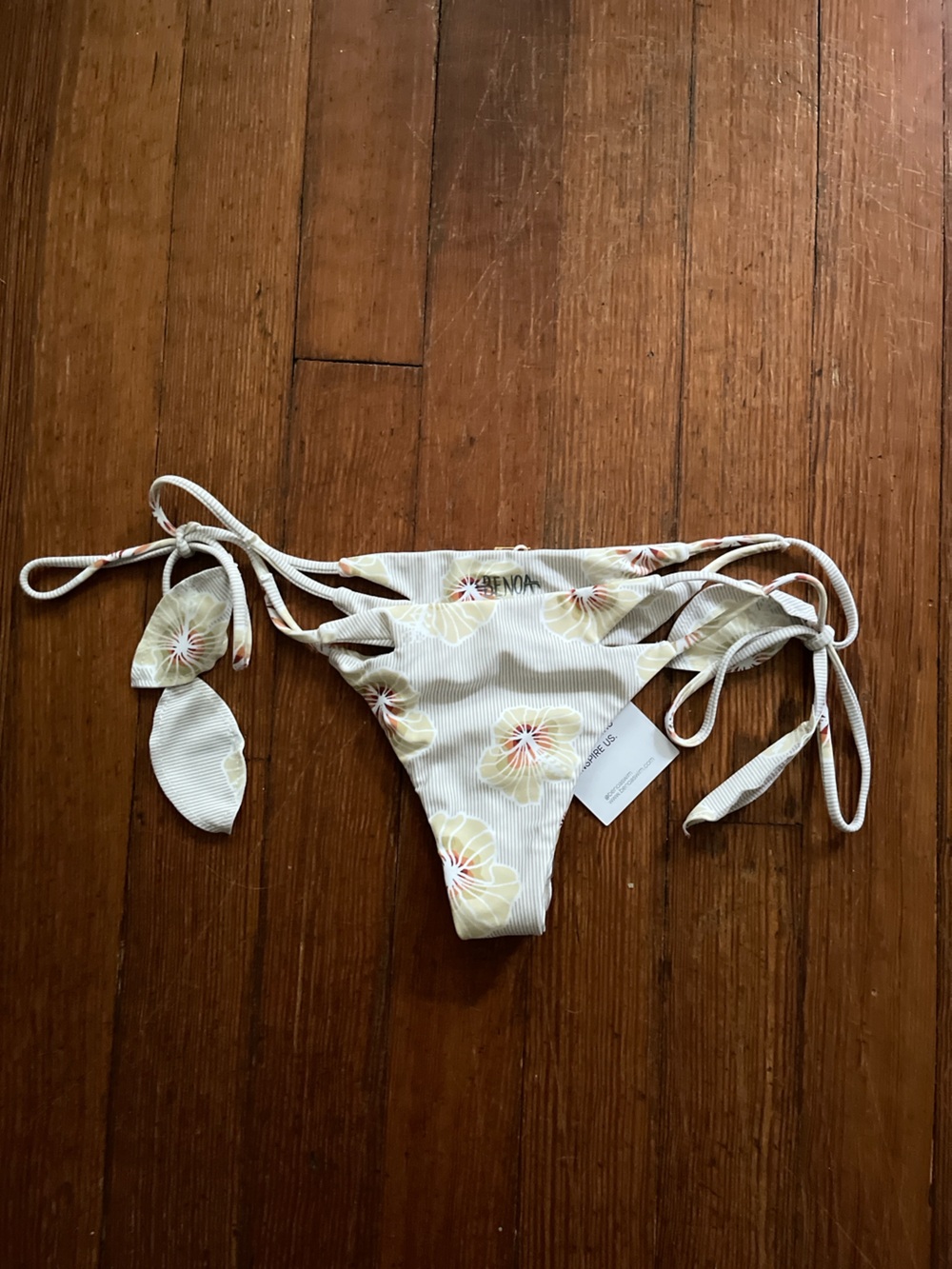 NWT BENOA Swim Kenya Bikini Bottom in Yellow Hapa Floral Stripe Printed Flower